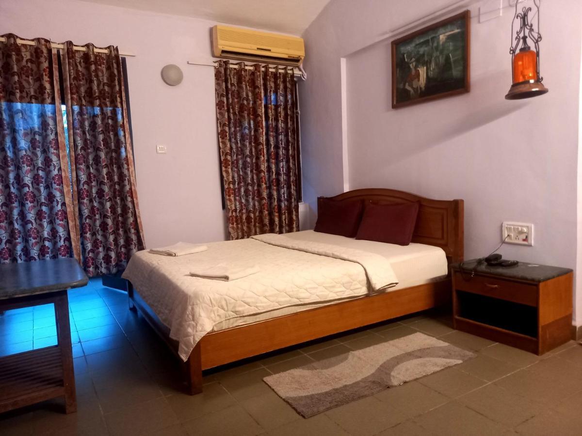 Falcon Resorts Калангуте Екстериор снимка